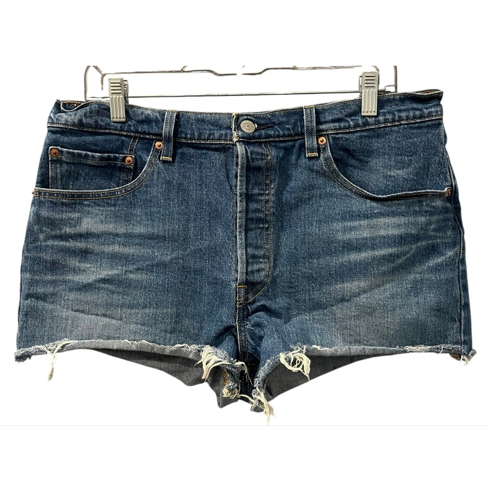 Levi's 501 Size 32 Medium Wash Blue Denim Jean Shorts Raw Hem Button Fly